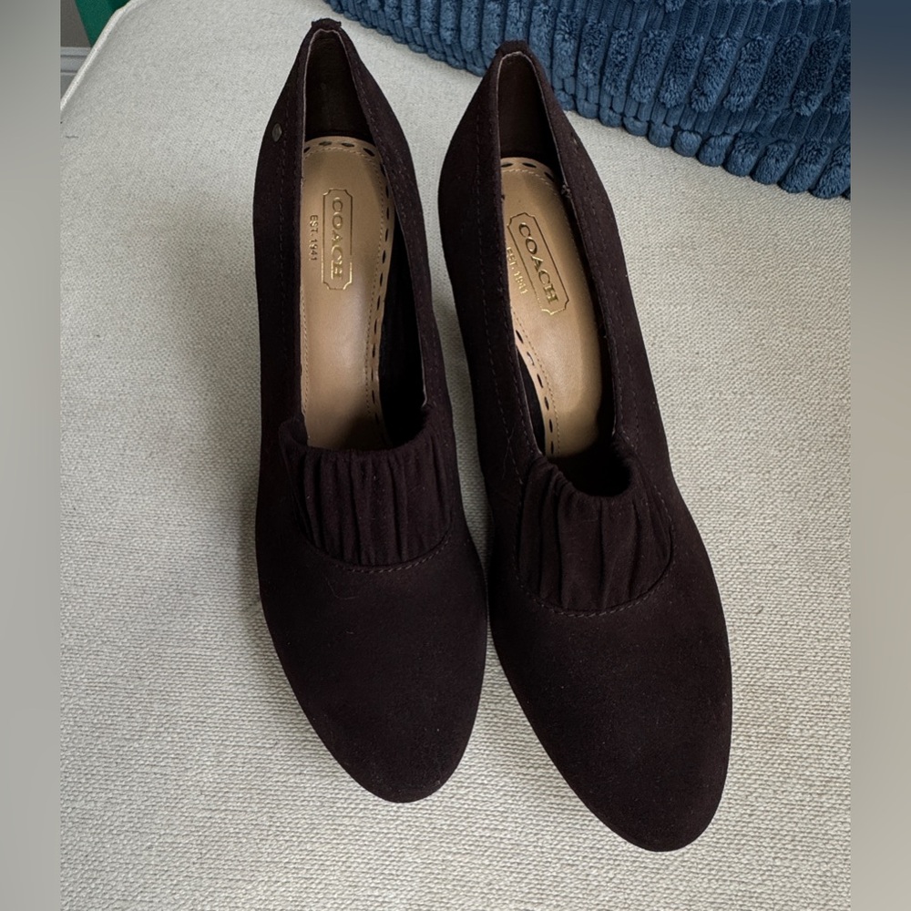NWOB Coach Women's Dark Brown Suede Heels